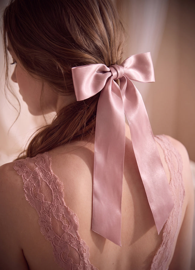 Graceful Bow Clip