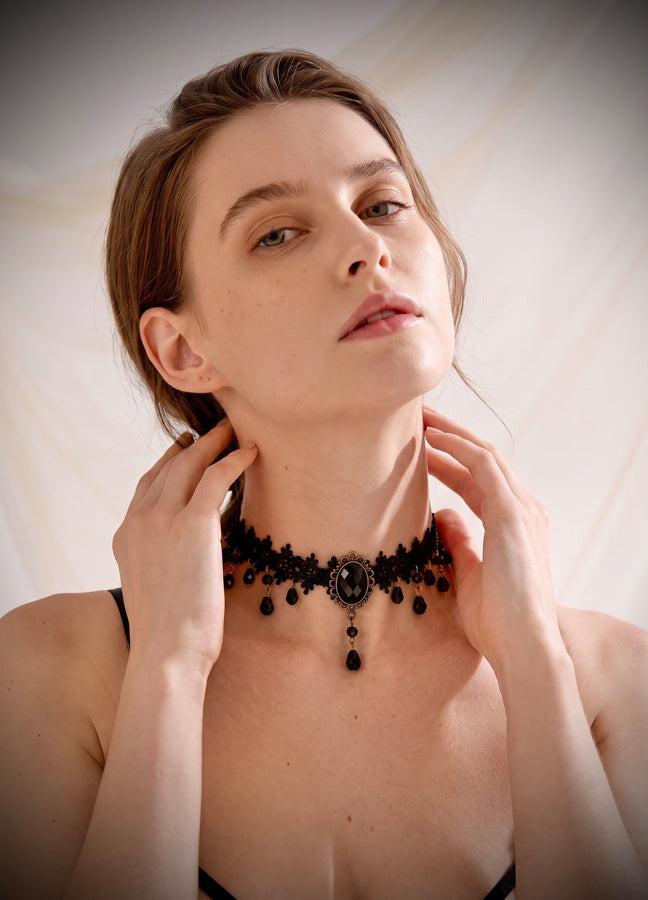 Irresistible Choker
